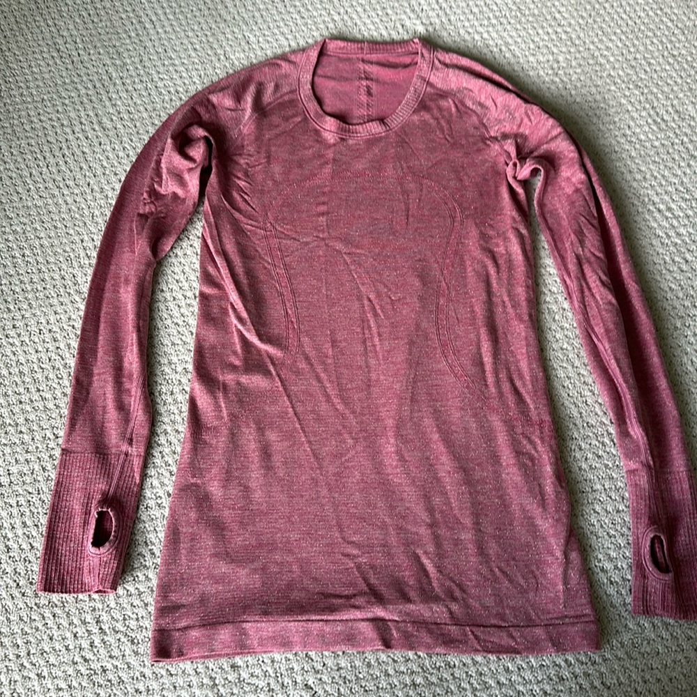 Lululemon Run Swiftly Long sleeve top. Pink sparkle print